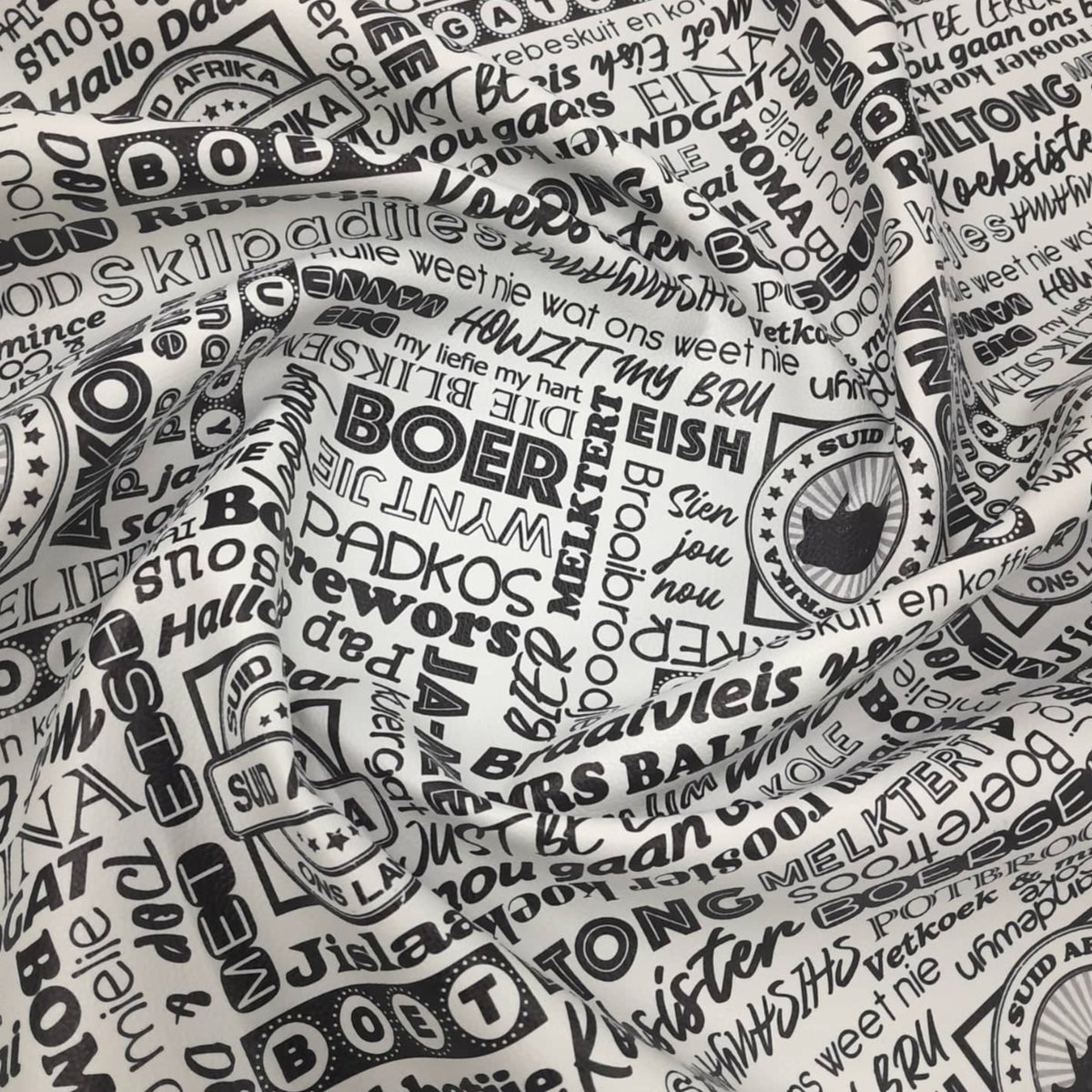 LOOM CRAFT Upholstery Fabric White Upholstery Printed Vinyl Afrikaans Braai Collection 145 cm