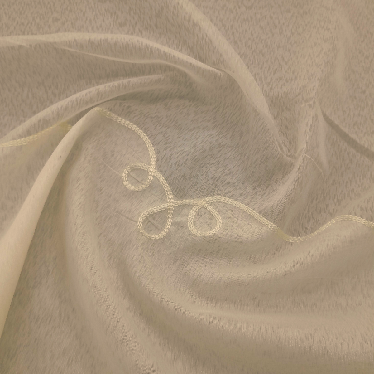 Loomcraft Fabrics Lace & Voile Fabrics Cream white Fabric Frosted Cornelly Voile 270 cm