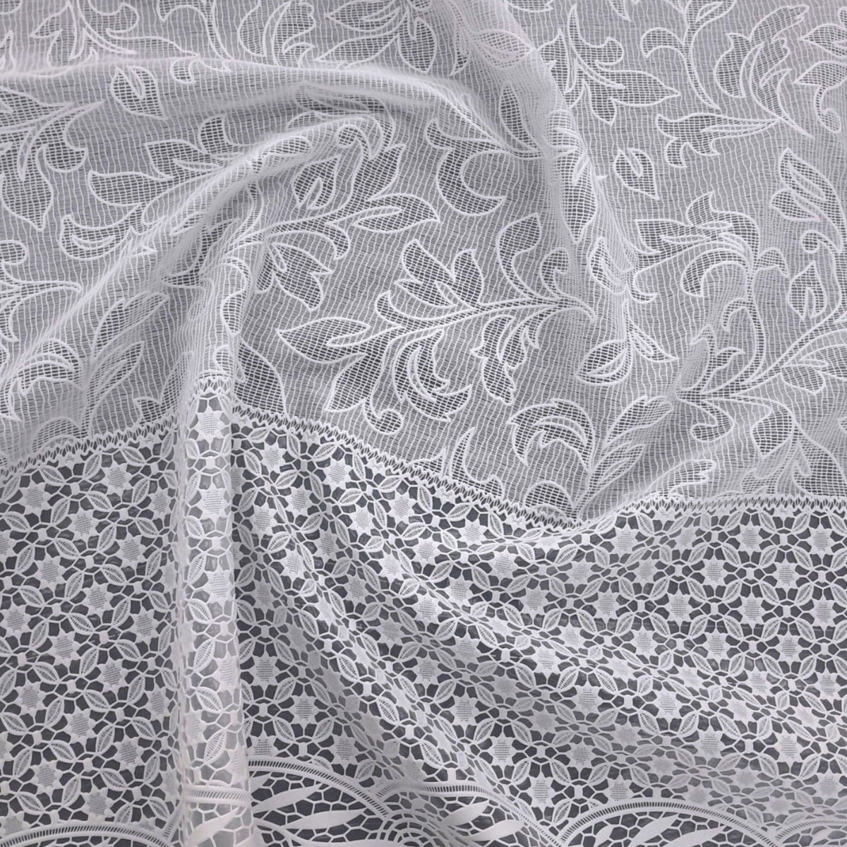 Loomcraft Fabrics Plastic Tabling Tablecloth PVC Lace White 137 cm