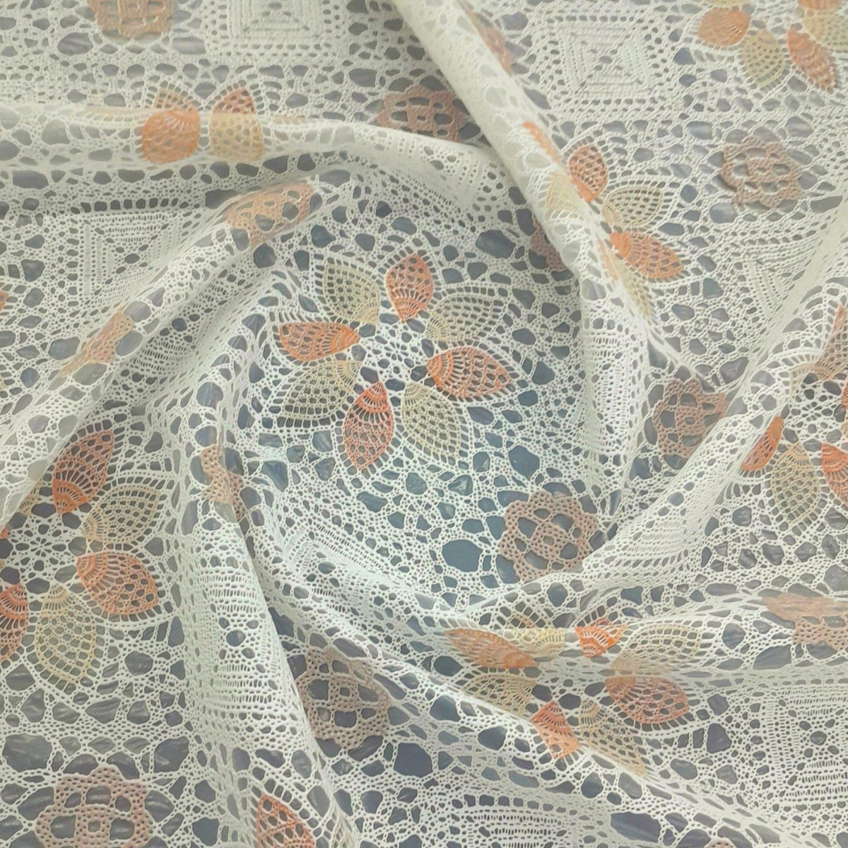 Loomcraft Fabrics Plastic Tabling Tablecloth PVC Lace White/Brown 137 cm