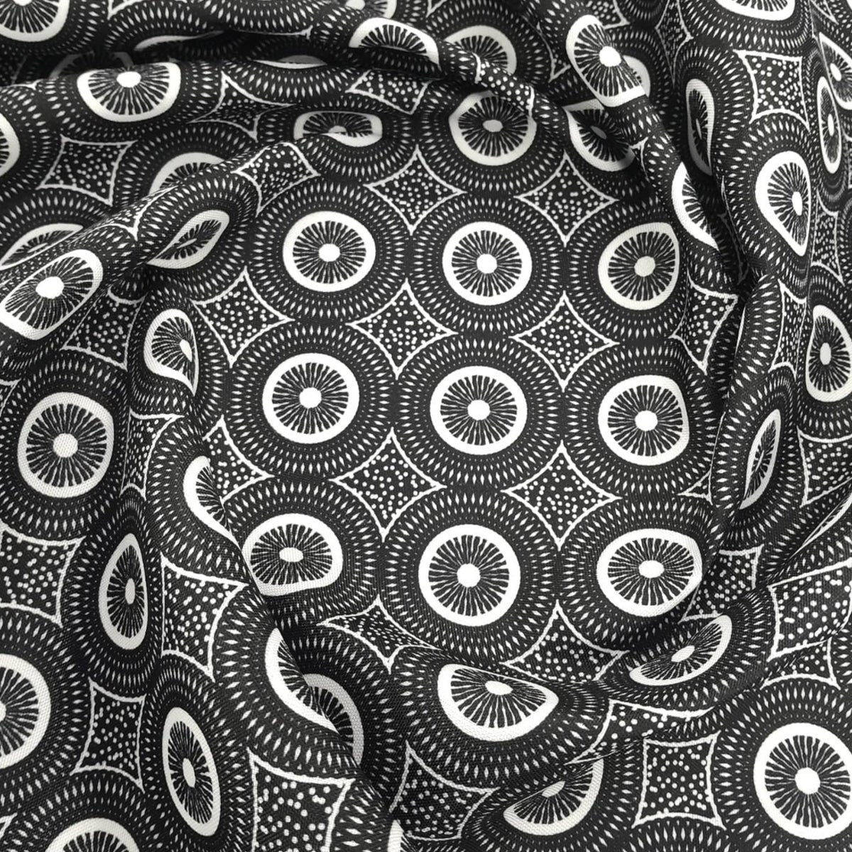 Loomcraft Fabrics Printed Mini Matt Printed Mini Matt Freetown 140 cm