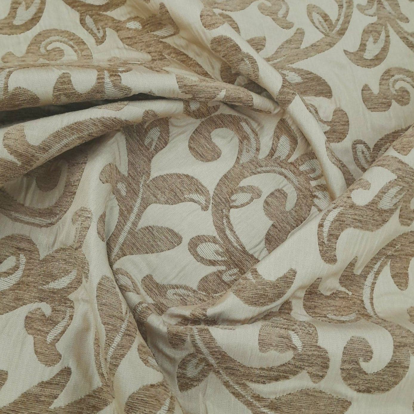 Loomcraft Fabrics Upholstery Fabric Upholstery Tapestry Chenille Floral Beige 140 cm