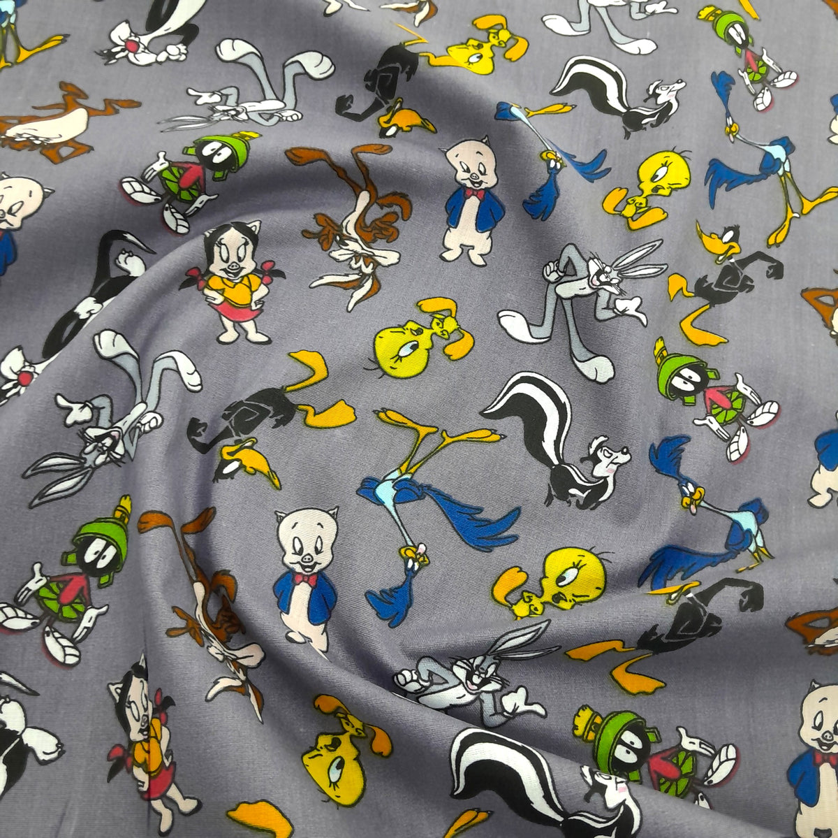 100% Printed Cotton Sheeting Fabric Looney Toons 240 cm (8043789975641)