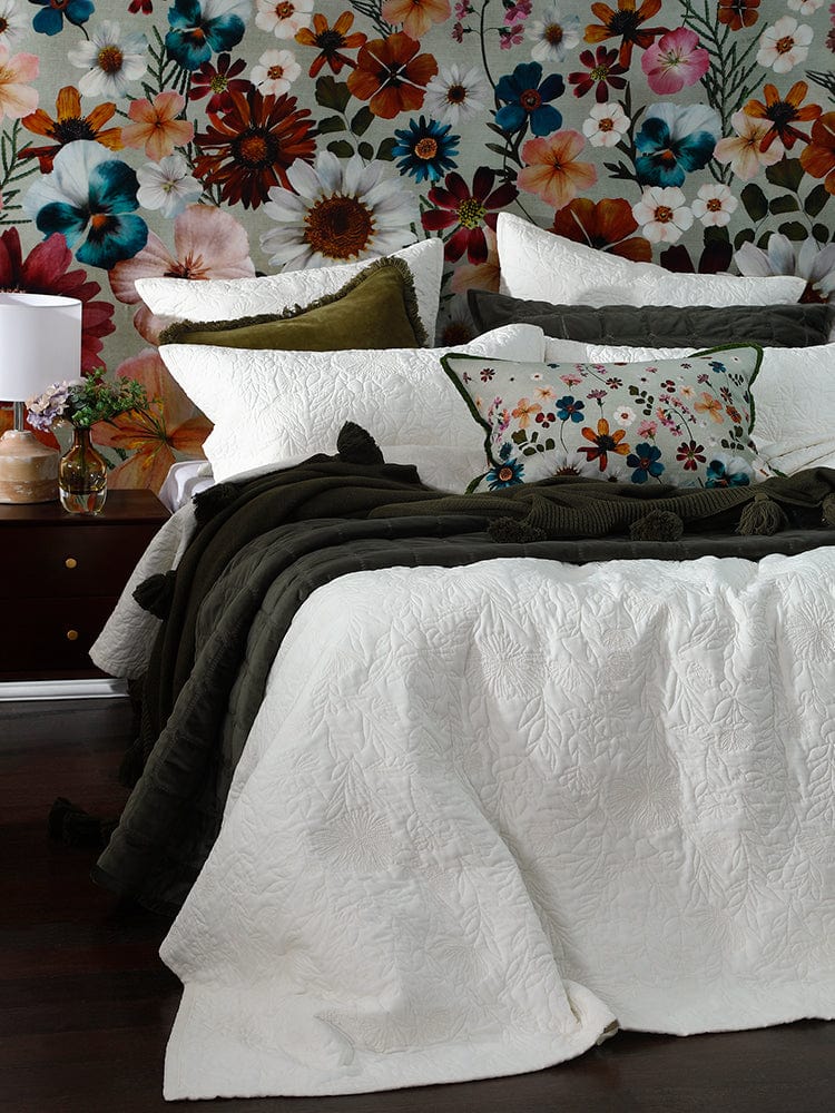 M.M Linen BEDSPREAD M.M Linen Lourdes Ivory Bed Cover Set (7301492605017)