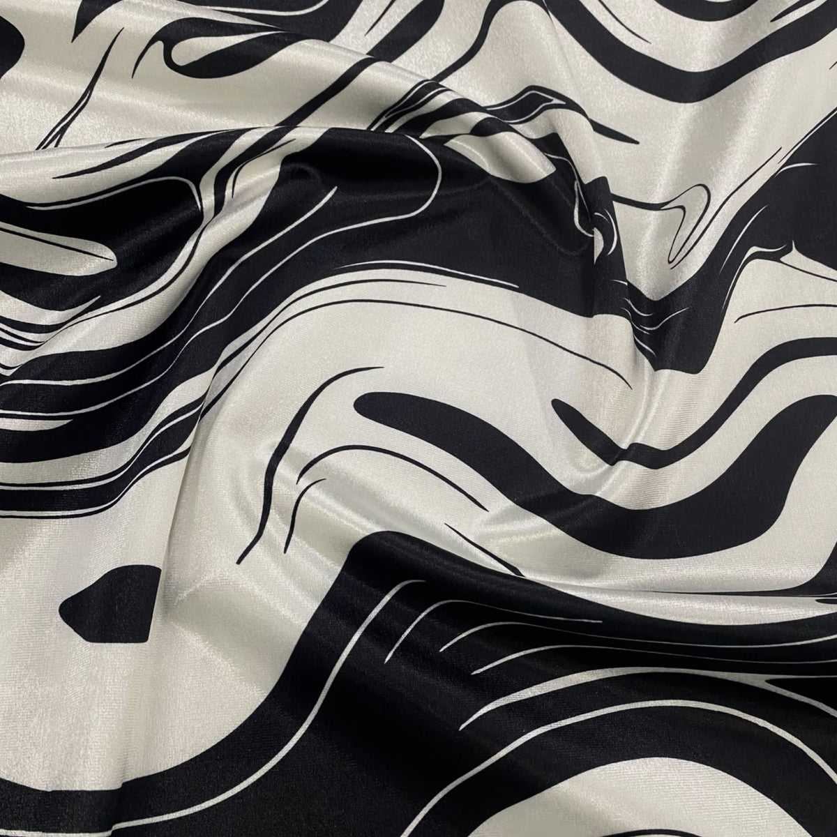 Piano Velvet Upholstery Fabric Marble Black/White 140 cm.
