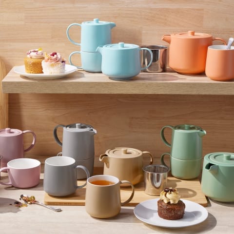 Maxwell & Williams Teapot Maxwell & Williams Cafe Life Teapot With Infuser 500ML Apricot DI0552