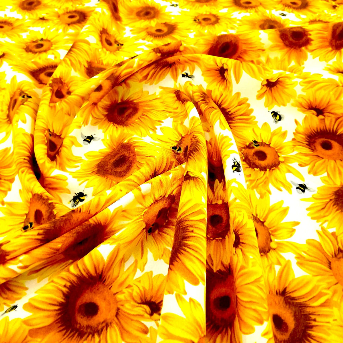 Mazztex Aadil Mini Matt Fabric Printed Mini Matt Sunflower Bees 140 cm