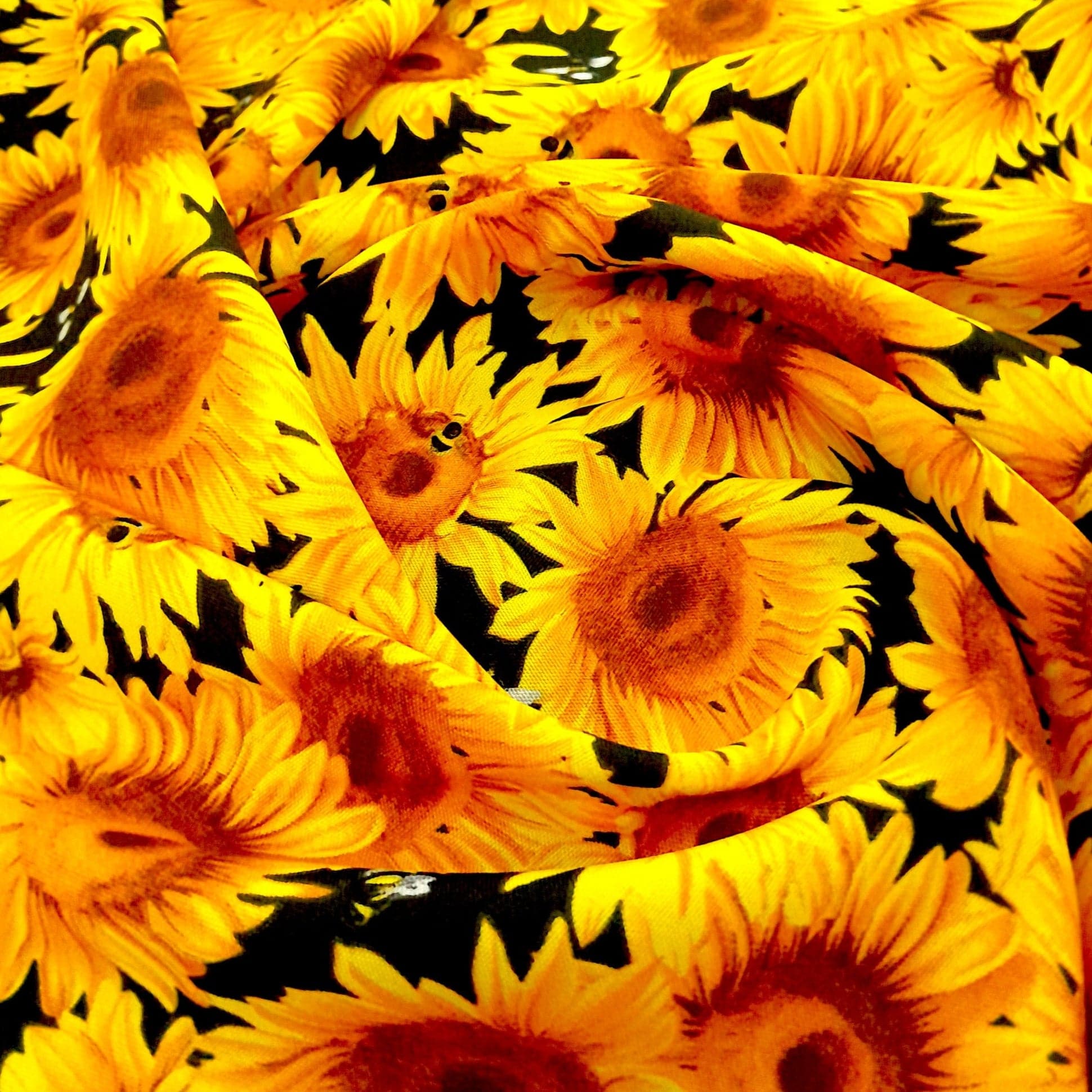Mazztex Aadil Mini Matt Fabric Printed Mini Matt Sunflower Bees 140 cm