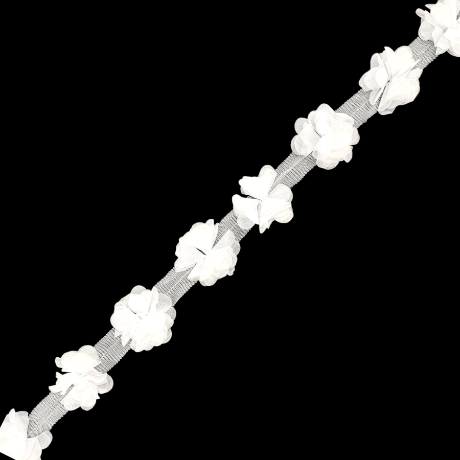 MHC Trimmings White Cut Out Flower Trimming