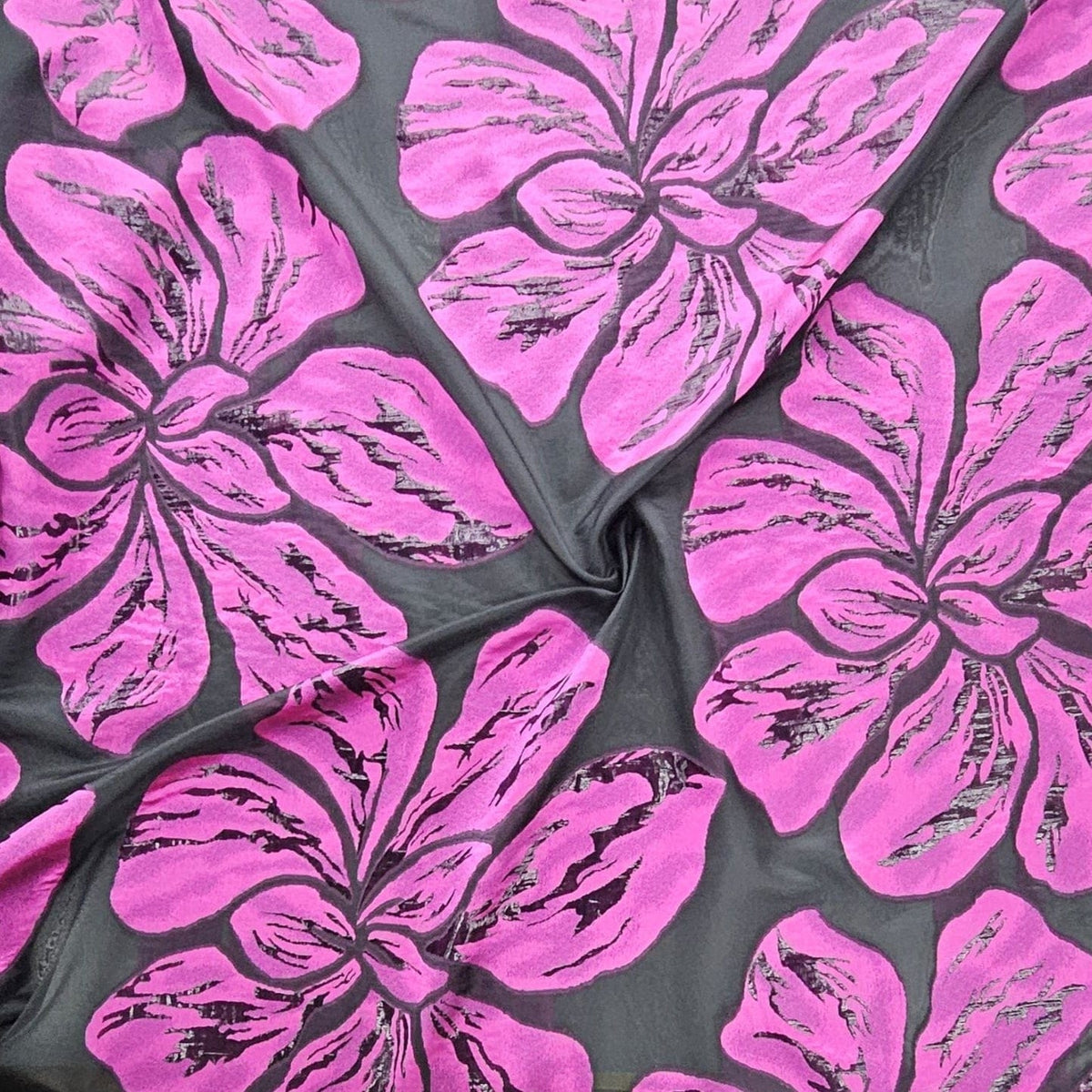 MHC WORLD BROCADE Pink Brocade 150cm