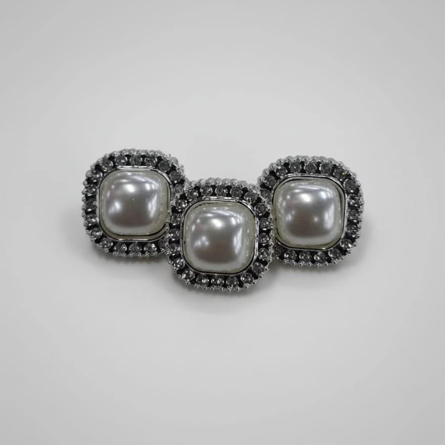 MHC World Buttons NO.10 / 15mm Fancy Buttons