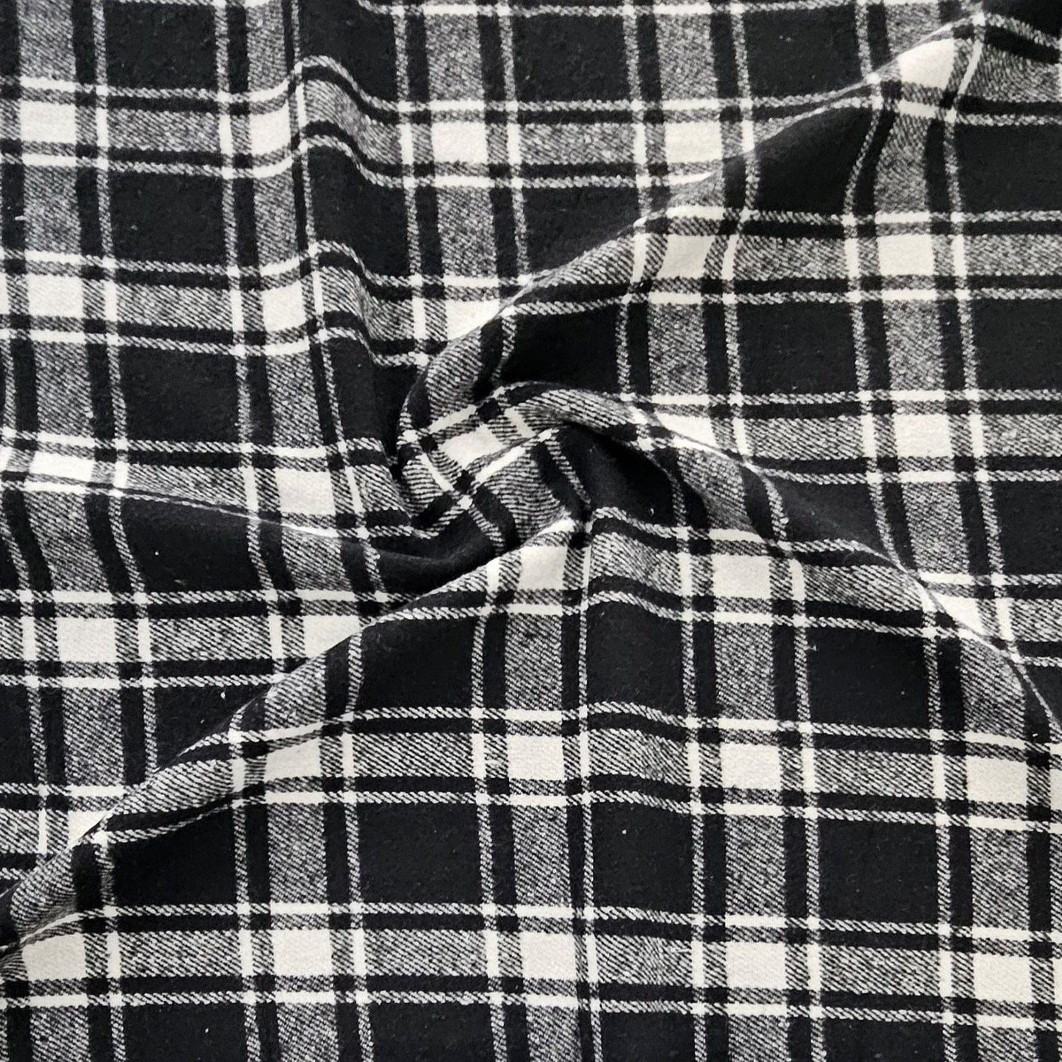 MHC WORLD WOVEN CHECK Black / White Woven Winter Check 150cm
