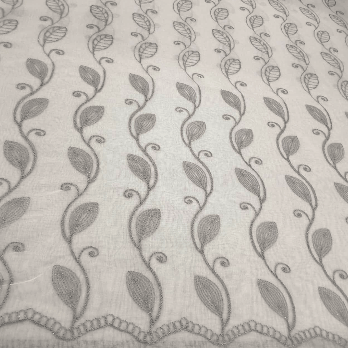 Mood Fabrics Curtaining Fabric Grey Fabric Embroidery Voile Floral 1 280 cm