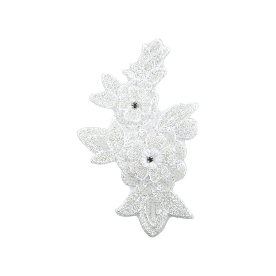 MOTIF Habby White Bella Embroided Motif