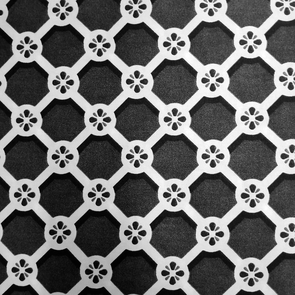 MSR Cotton Fabric Dark Grey Printed Cotton Fabric Trellis 150 cm