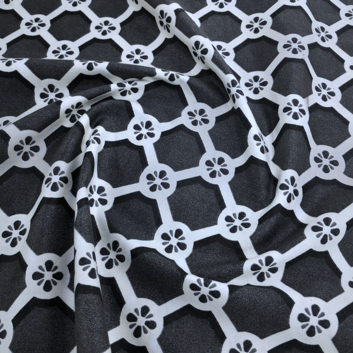 MSR Cotton Fabric Printed Cotton Fabric Trellis 150 cm