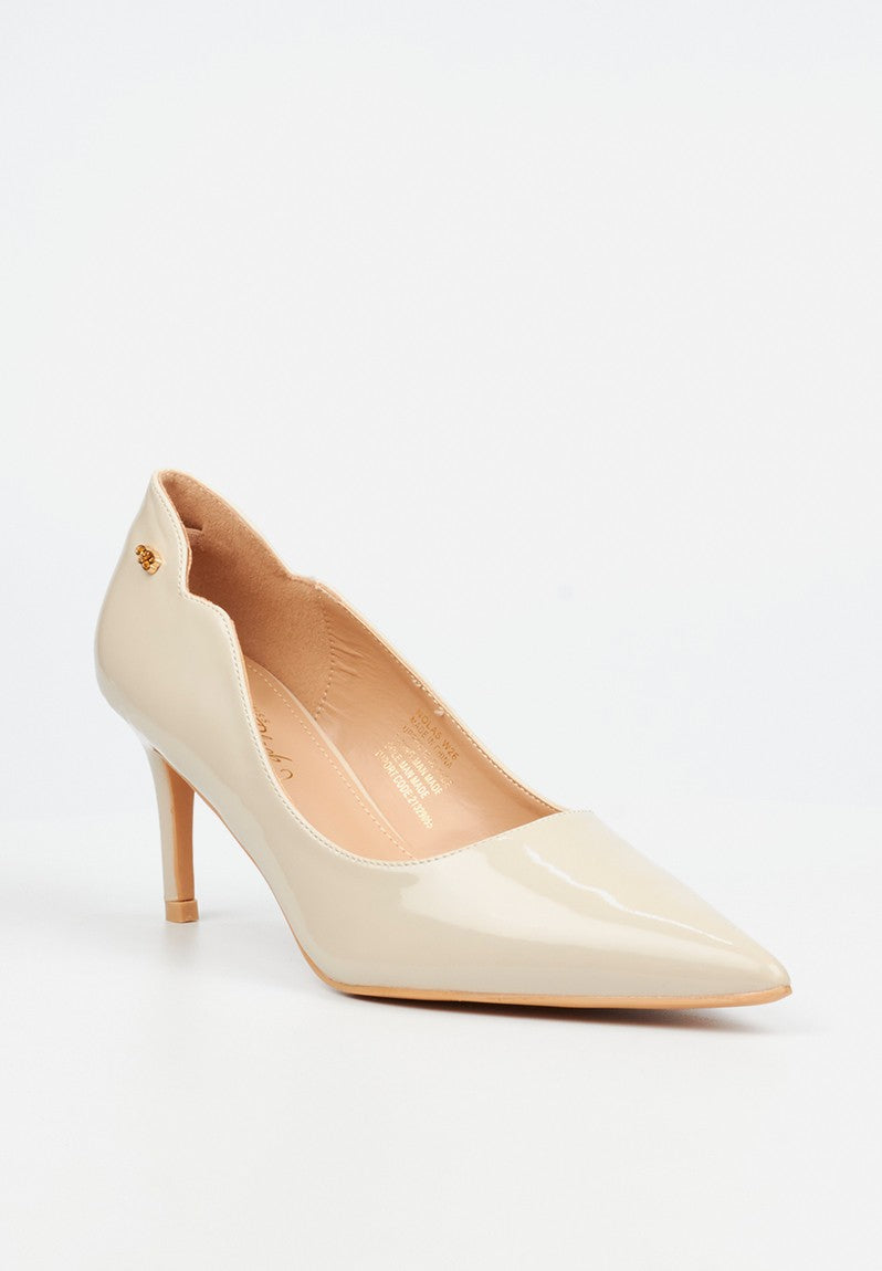 Miss Black Ladies Nola 5 Scallow Low Heel-Natural/Bone