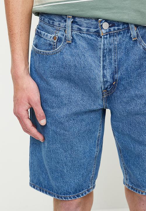Levi's 405 Standard Short - Medium Score Short