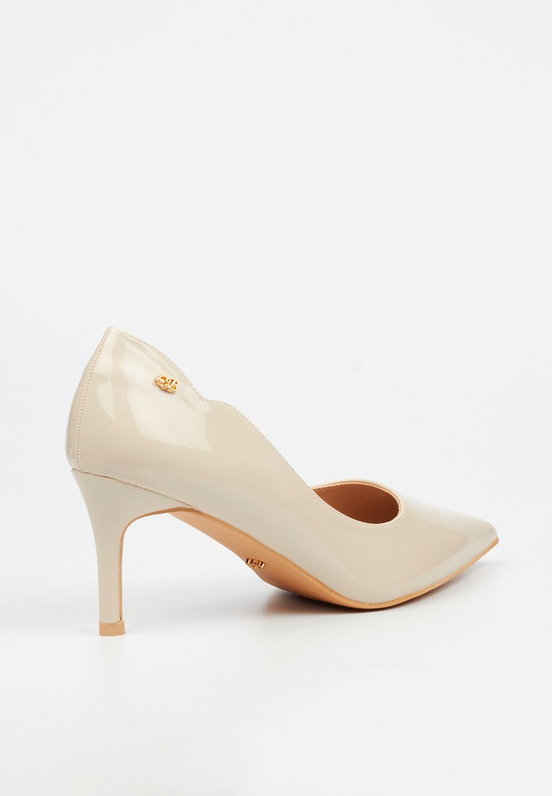 Miss Black Ladies Nola 5 Scallow Low Heel-Natural/Bone