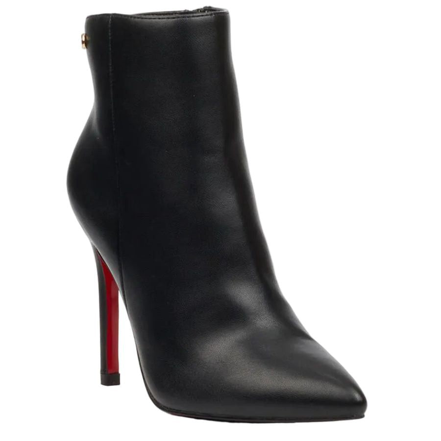 Miss Black Boss 24 Boots – Black.