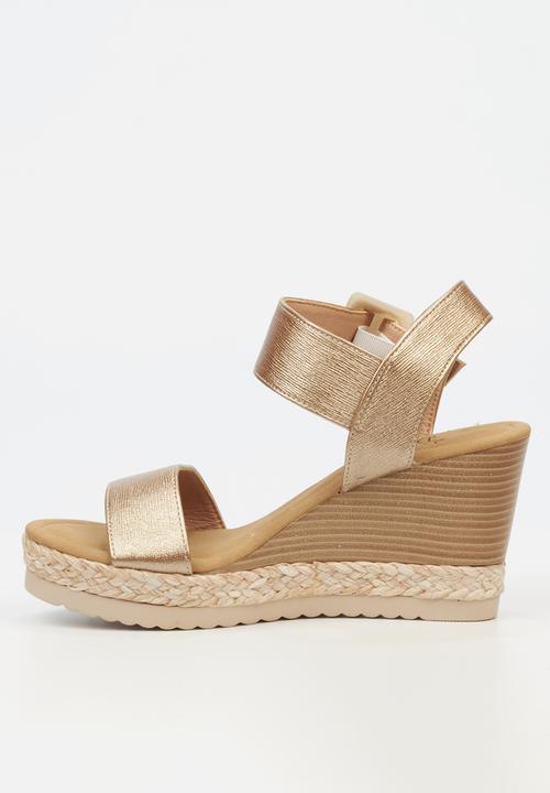 Butterfly Feet Avery 5 Wedge Gold (8021559672921)