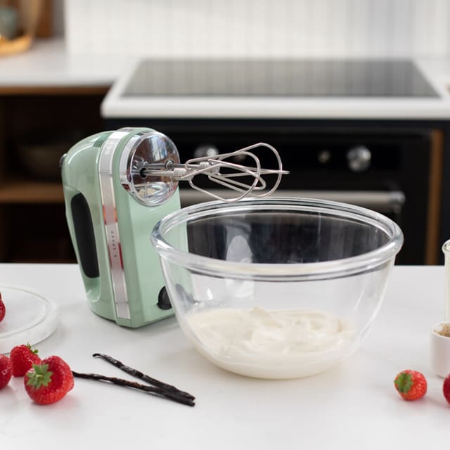 KitchenAid 9 Speed Hand Mixer Pistachio 5KHM9212EPT.