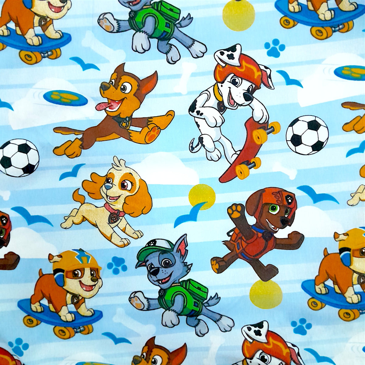 100% PTD Cotton Sheeting Fabric Paw Patrol White 240 cm