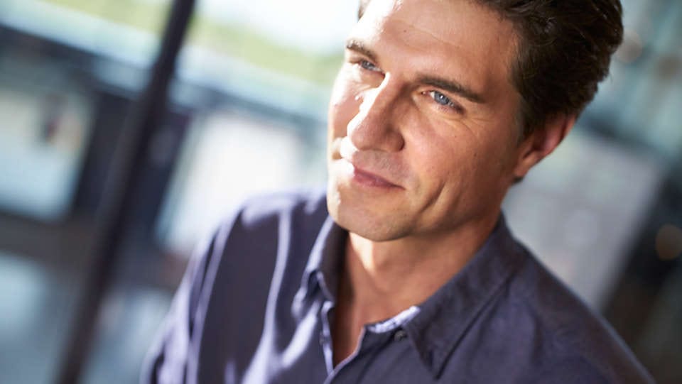 Philips Shaver Philips 5000 Series Wet and Dry Electric Shaver S5588/38 (6775961911385)