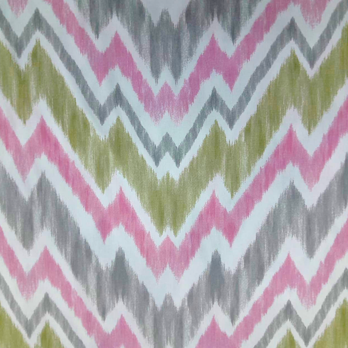 Fabric  100% Printed  Cotton Kashmir 140 cm.