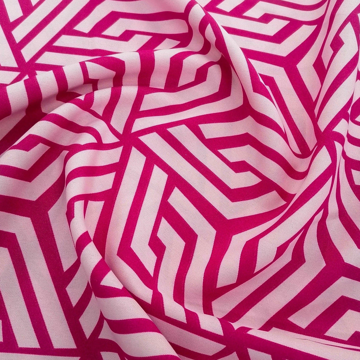Printed Mini Matt Hepta Pink 140 cm.
