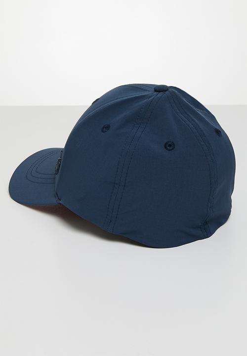 Polo Caps Polo Men's 6 Panel Metal Pony Fitted Peak Blue (7787166990425)