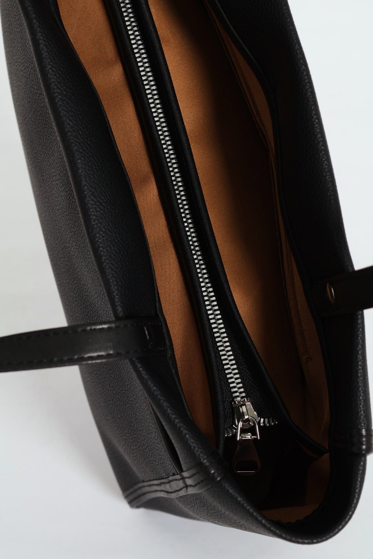 Polo Ladies Handbags Polo Lyon Medium Casual Tote Bag POS431145