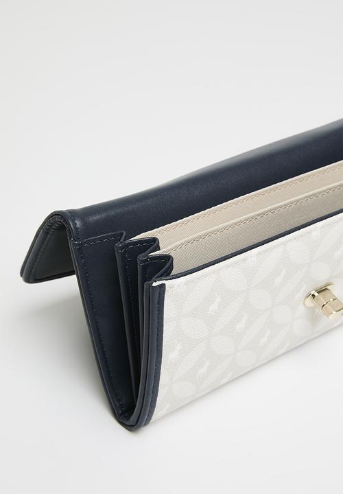 Polo Ladies Handbags Polo Preston Clutch Bag  Navy (7826275565657)