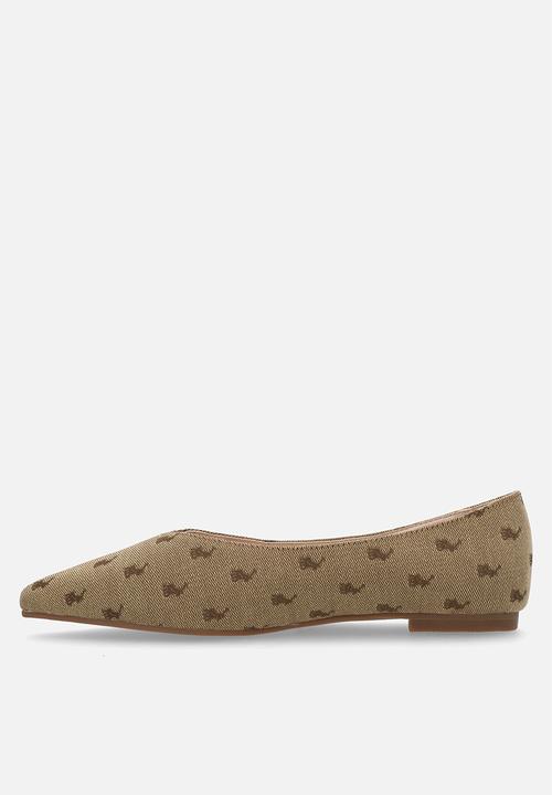 Polo LADIES SHOES Polo Pointed Pump - Stone