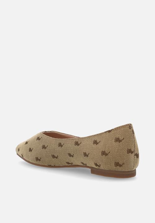 Polo LADIES SHOES Polo Pointed Pump - Stone