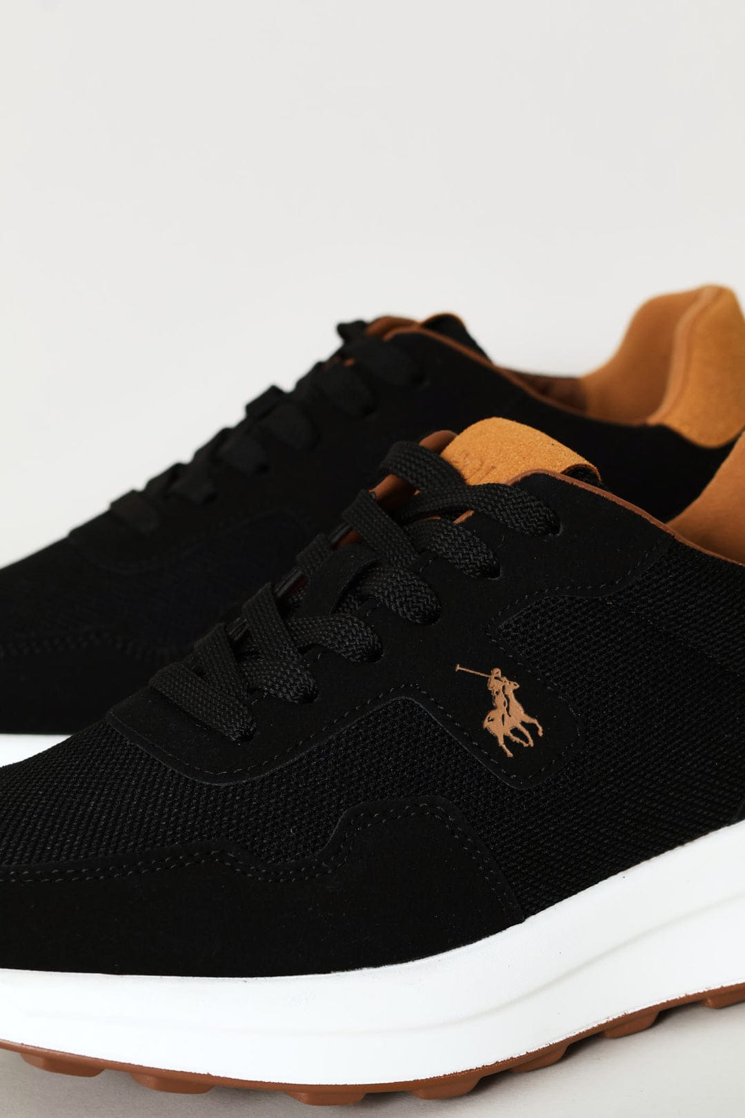 Polo Tekkies Polo Mens Mixed Combination Runner - Black 0072467