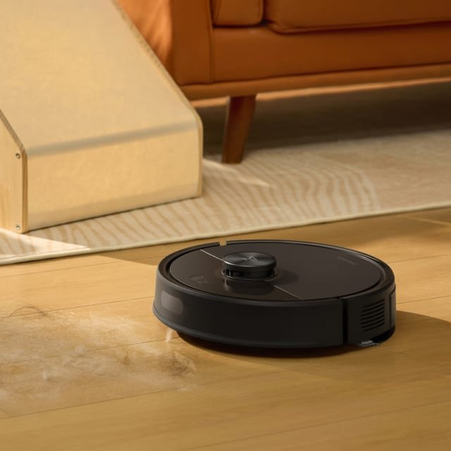 Roborock Q7 TF Smart Multi-Surface Robot Vacuum Black.