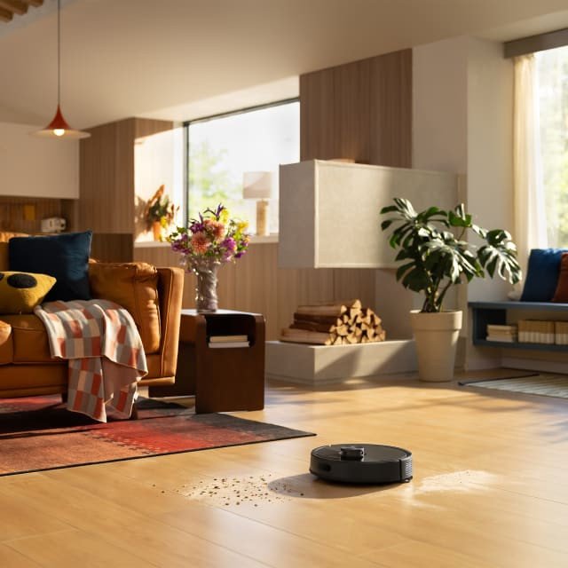 Roborock Q7 TF Smart Multi-Surface Robot Vacuum Black.