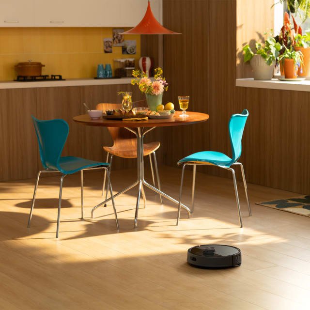 Roborock Q7 TF Smart Multi-Surface Robot Vacuum Black.