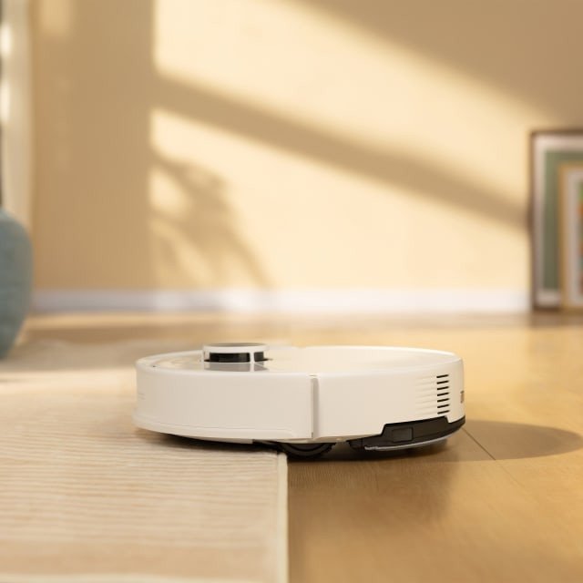 Roborock Q7 TF Smart Multi-Surface Robot Vacuum White.