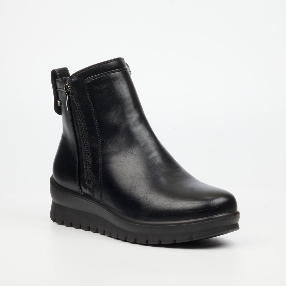 Butterfly Feet Saxon 1 Ladies Ankle Boot - Black - Faux Leather.