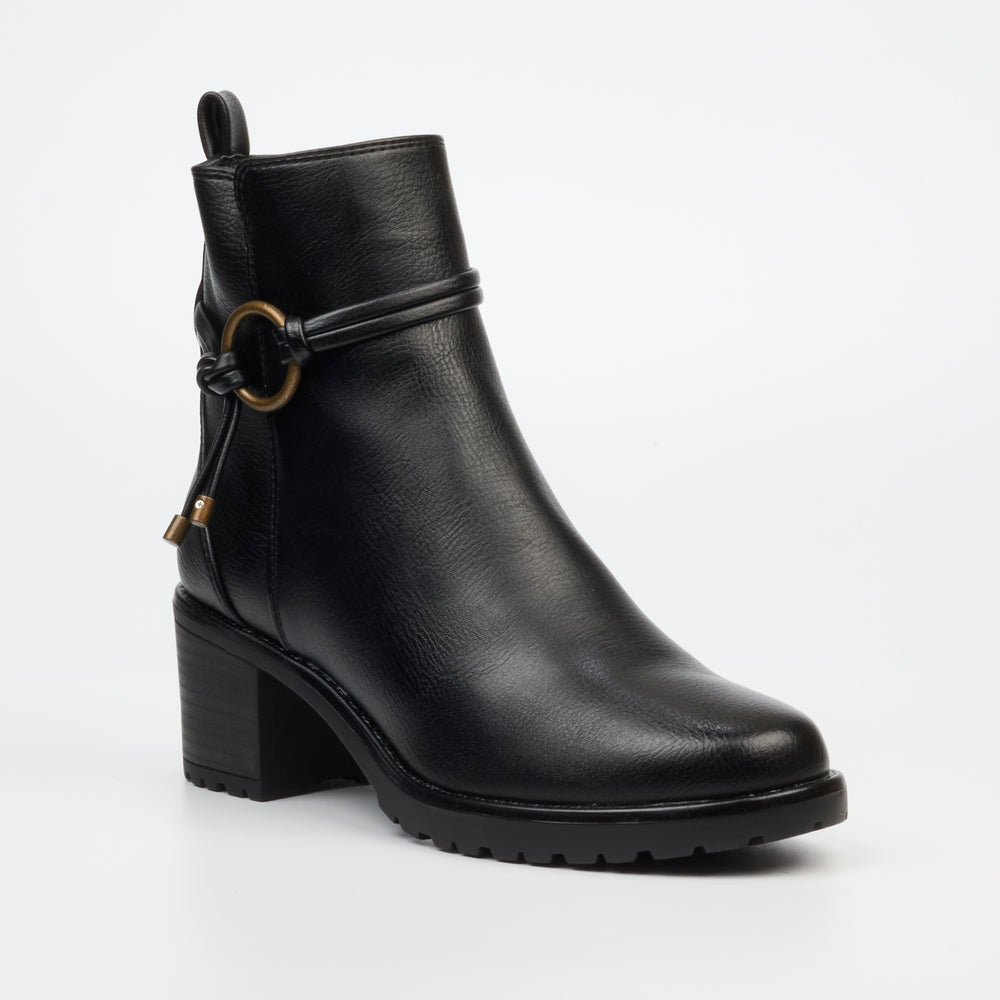 Butterfly Feet Noxer 3 Ladies Ankle Boot - Black.