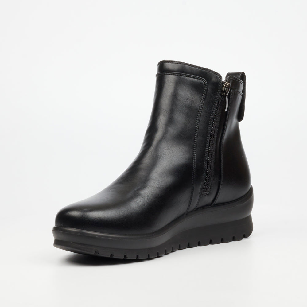 Butterfly Feet Saxon 1 Ladies Ankle Boot - Black - Faux Leather.