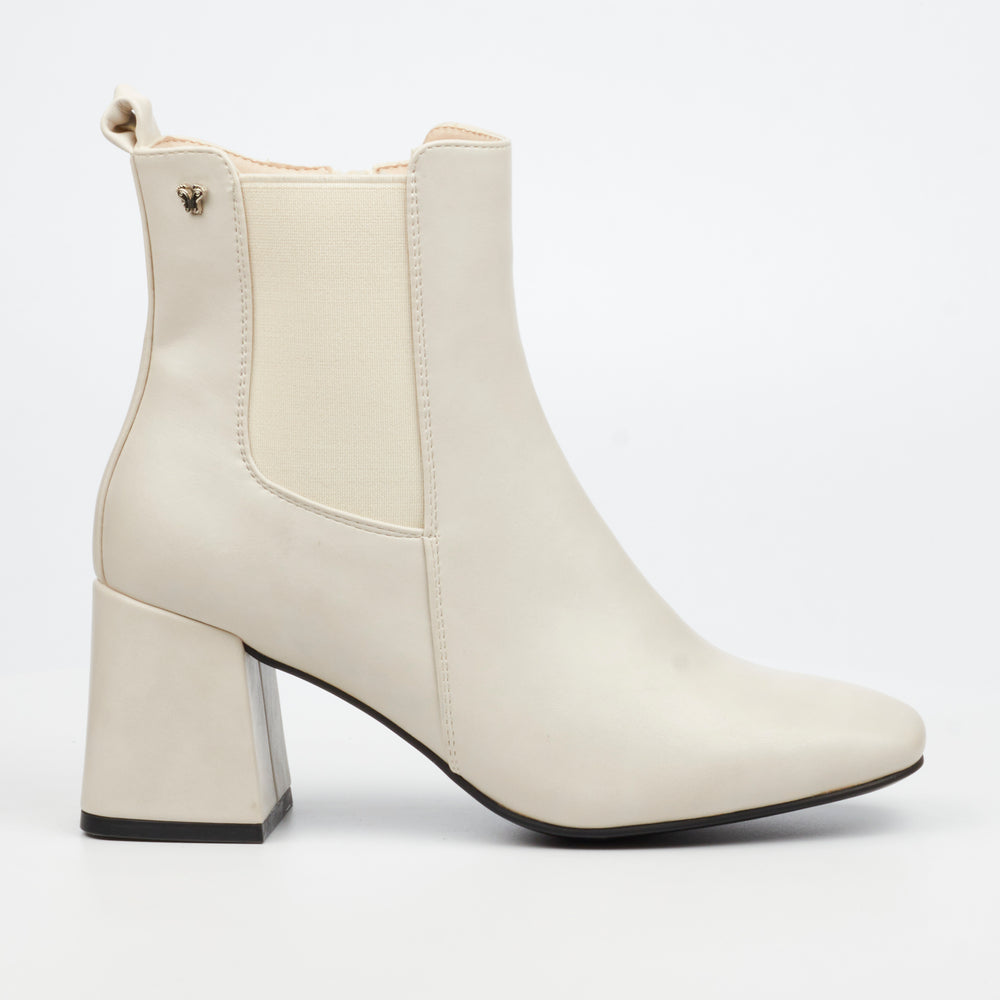 Butterfly Feet Shardea 1 Ladies Ankle Boot - Ivory.