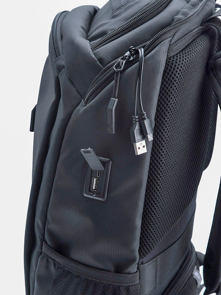 Cellini Sidekick Multi-Pocket Laptop Backpack Black 293655.