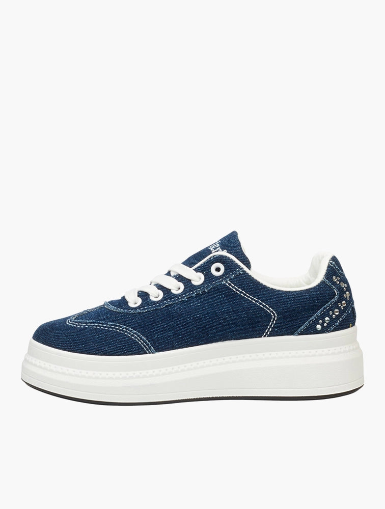 Butterfly Feet Senhora 18 Denim Lace-up Sneaker.