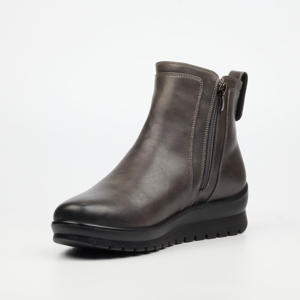 Butterfly Feet Saxon 1 Ladies Ankle Boot - Grey - Faux Leather.