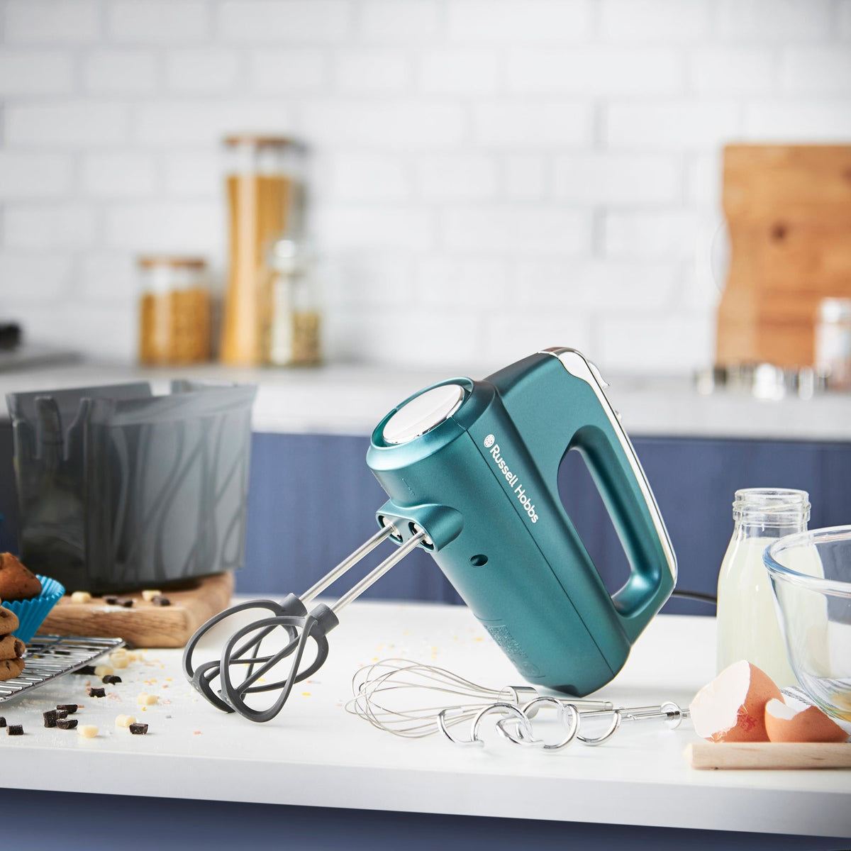 Russell Hobbs HAND MIXER Russell Hobbs Swirl Hand Mixer Turquoise 25891SA