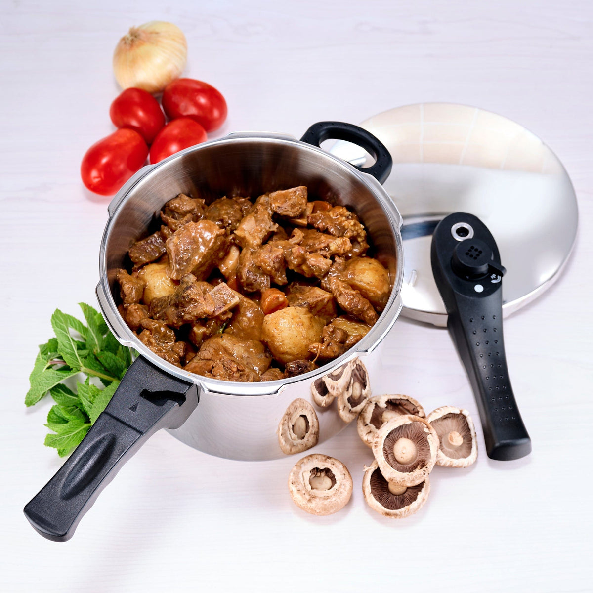 Russell Hobbs Pressure Cookers Russell Hobbs Pressure Cooker 6 Litre RHPC06