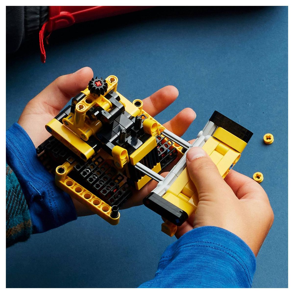 LEGO® Technic™ Heavy-Duty Bulldozer Building Toy Cars 195 Pieces 42163